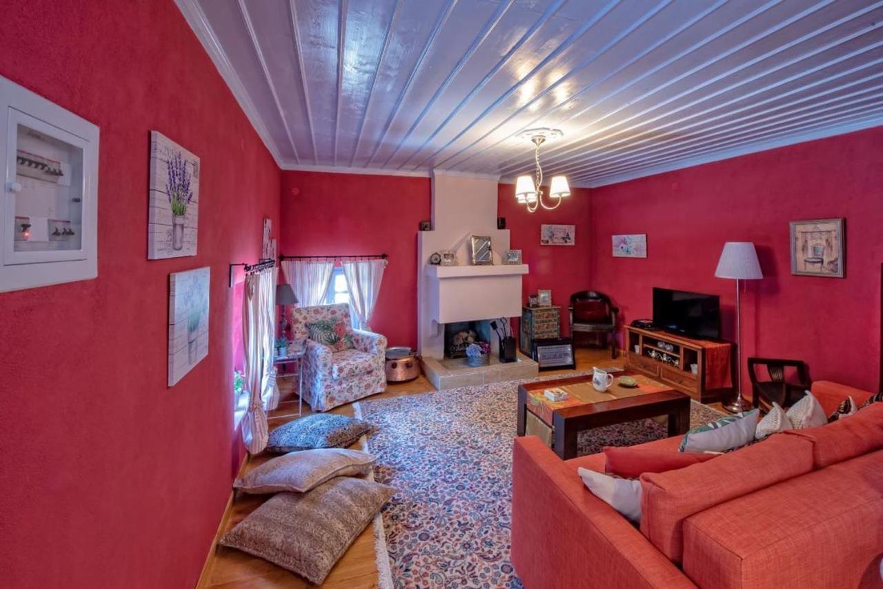 Minodora'S Guesthouse Dikorfo Esterno foto