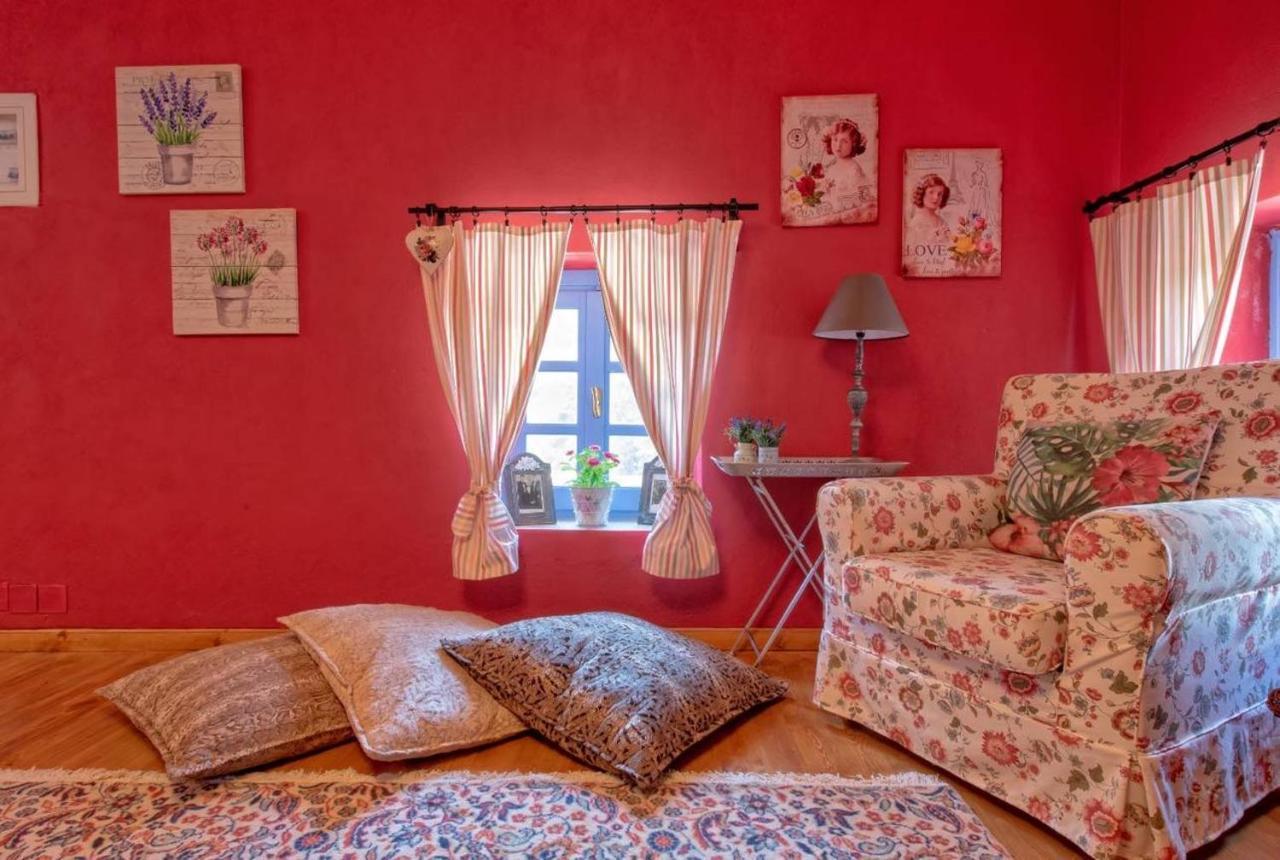 Minodora'S Guesthouse Dikorfo Esterno foto